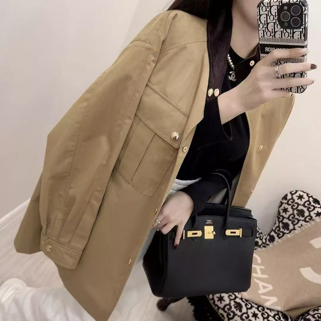 샤넬 코듀로이 스탠드넥 여성용 하프 코트 상세 이미지 12