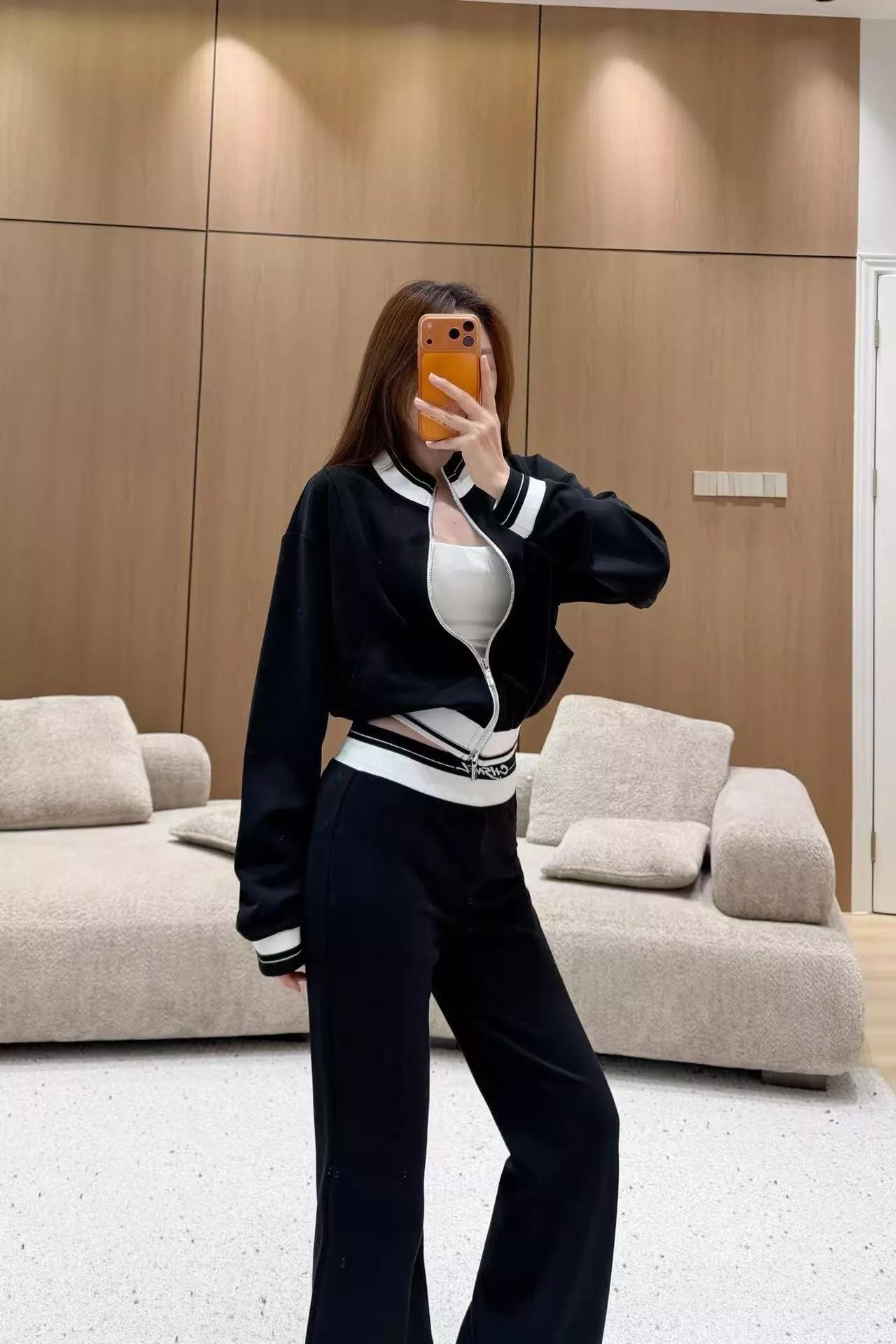 샤넬 배색 집업 나팔핏 여성용 상하의 세트 상세 이미지 28