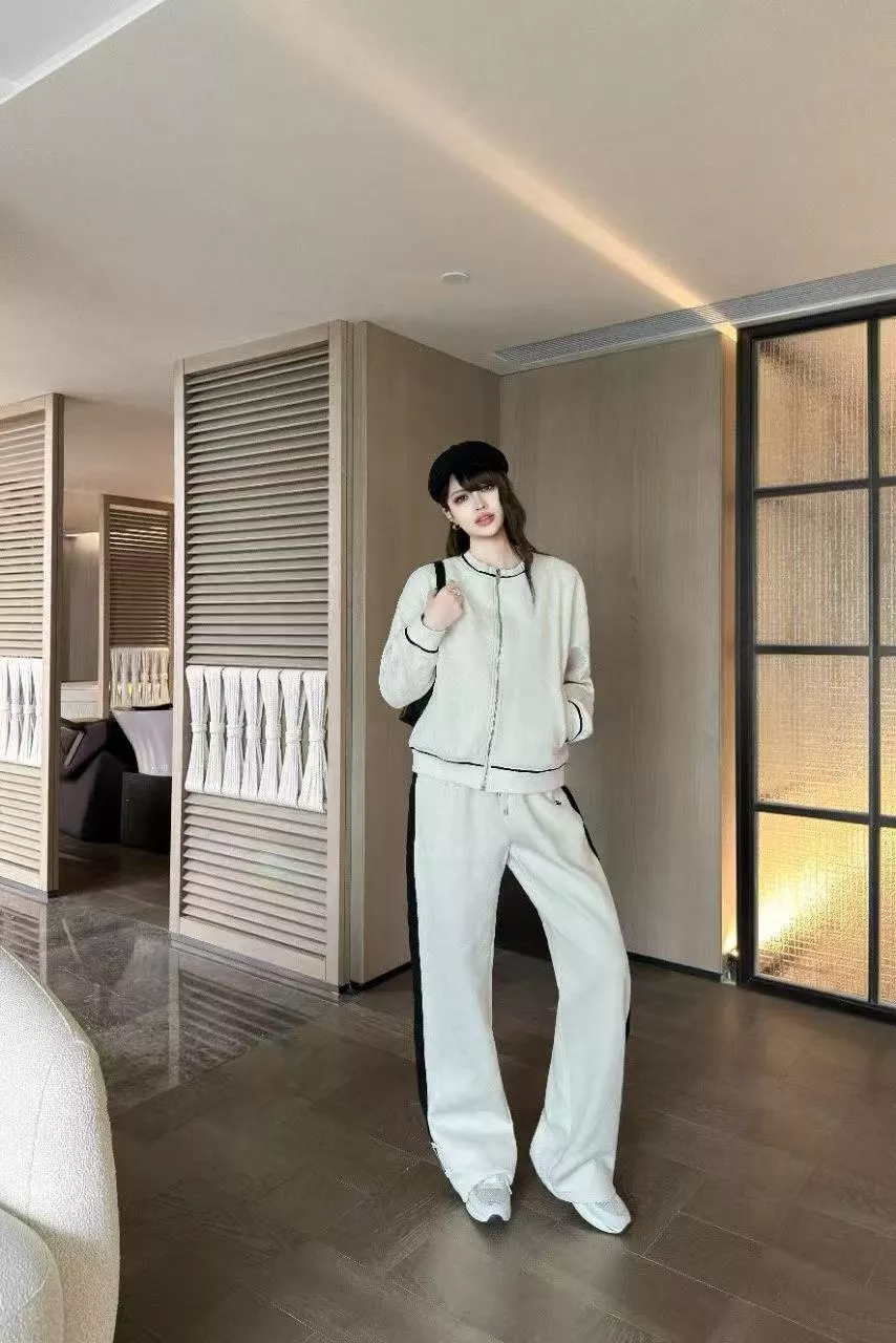 샤넬 마름모 자수 집업 여성용 상하의 세트 상세 이미지 20