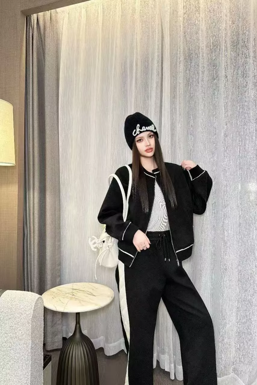샤넬 마름모 자수 집업 여성용 상하의 세트 상세 이미지 25