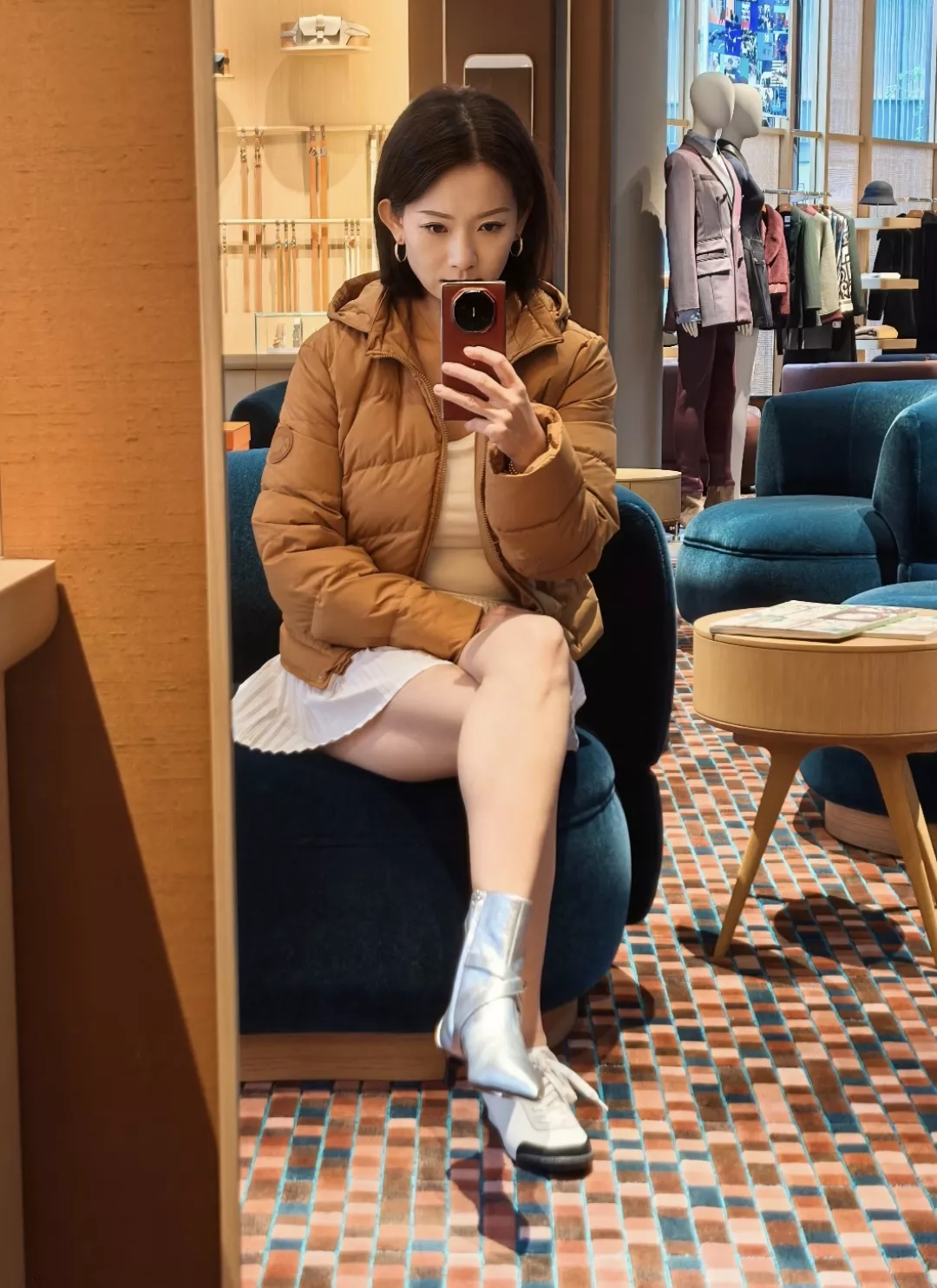 에르메스 양면 착용 후드 퀼팅 여성용 쇼트 패딩 상세 이미지 11