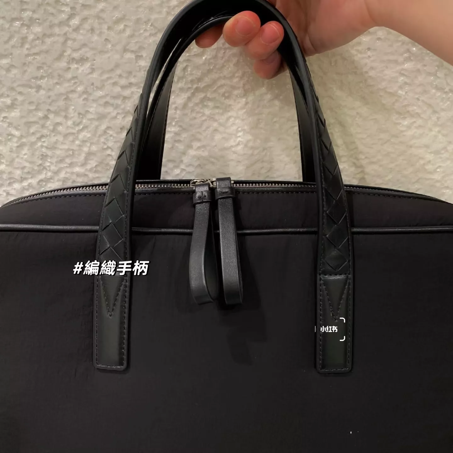 보테가베네타 위빙 가죽 핸들 나일론 서류가방 상세 이미지 13