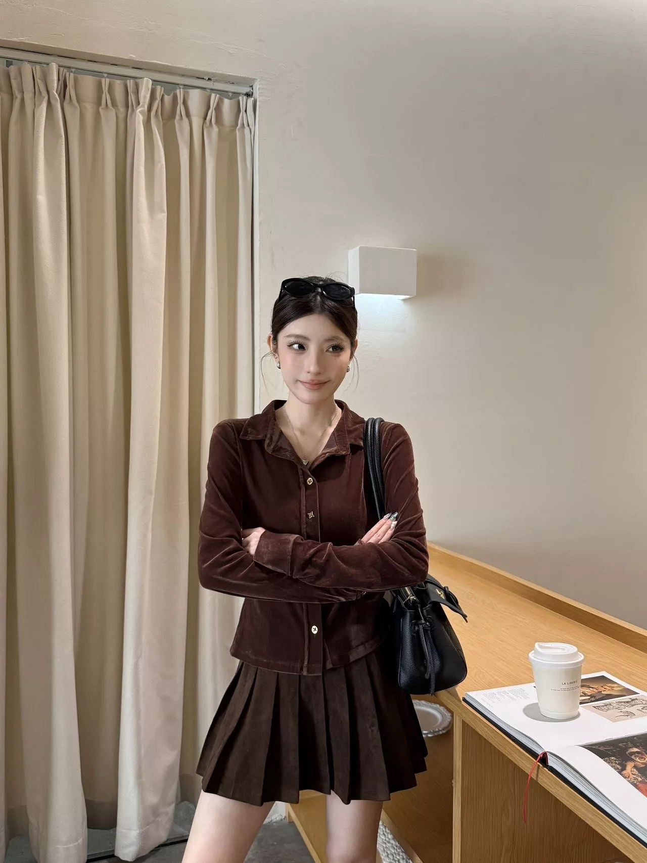 루이비통 플로킹 별 장식 여성용 긴소매 셔츠 상세 이미지 24