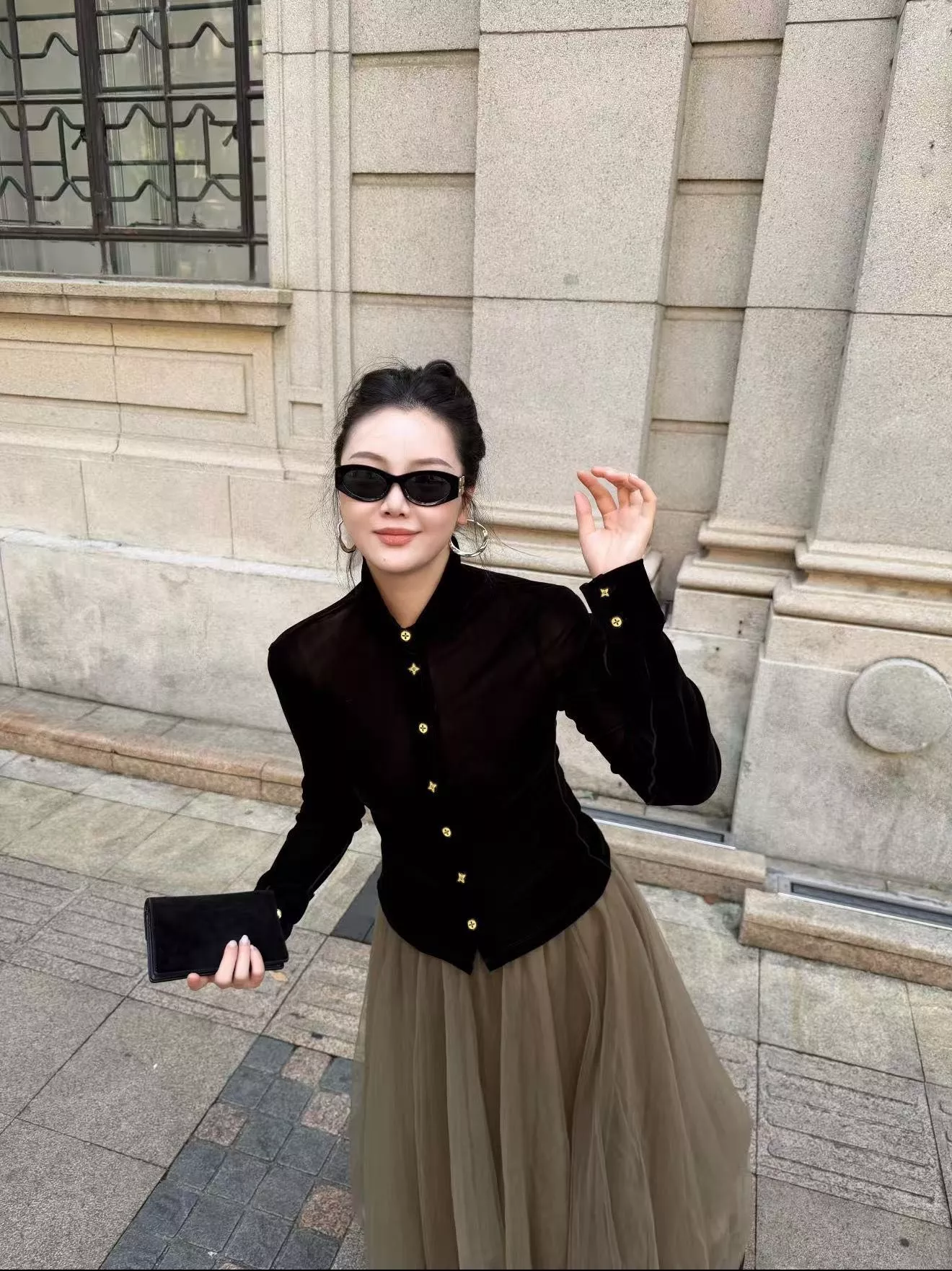 루이비통 플로킹 별 장식 여성용 긴소매 셔츠 상세 이미지 39