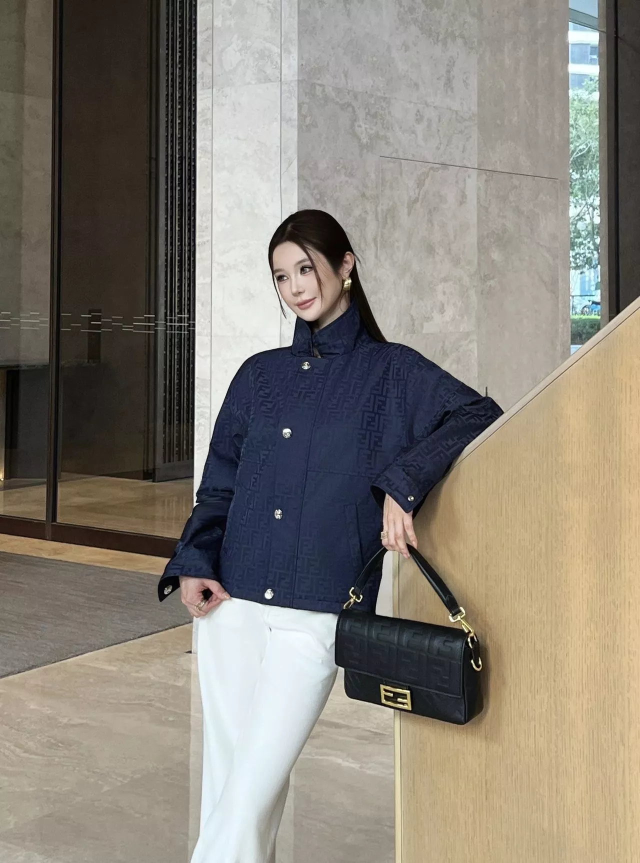펜디 양면 면 소재 여성용 버튼 재킷 상세 이미지 25