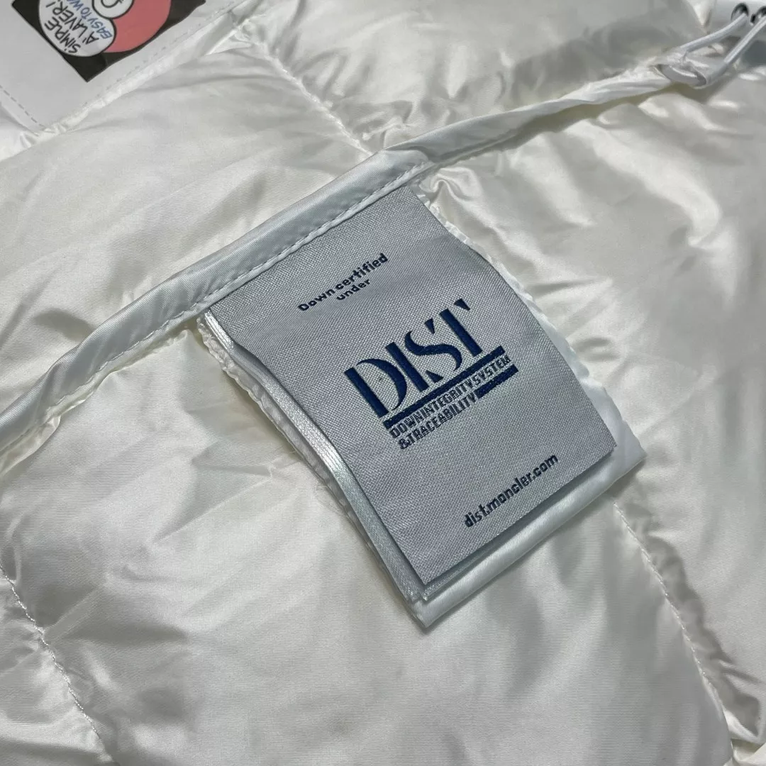 몽클레어 나일론 포켓 짜임 여성용 쇼트 패딩 상세 이미지 21