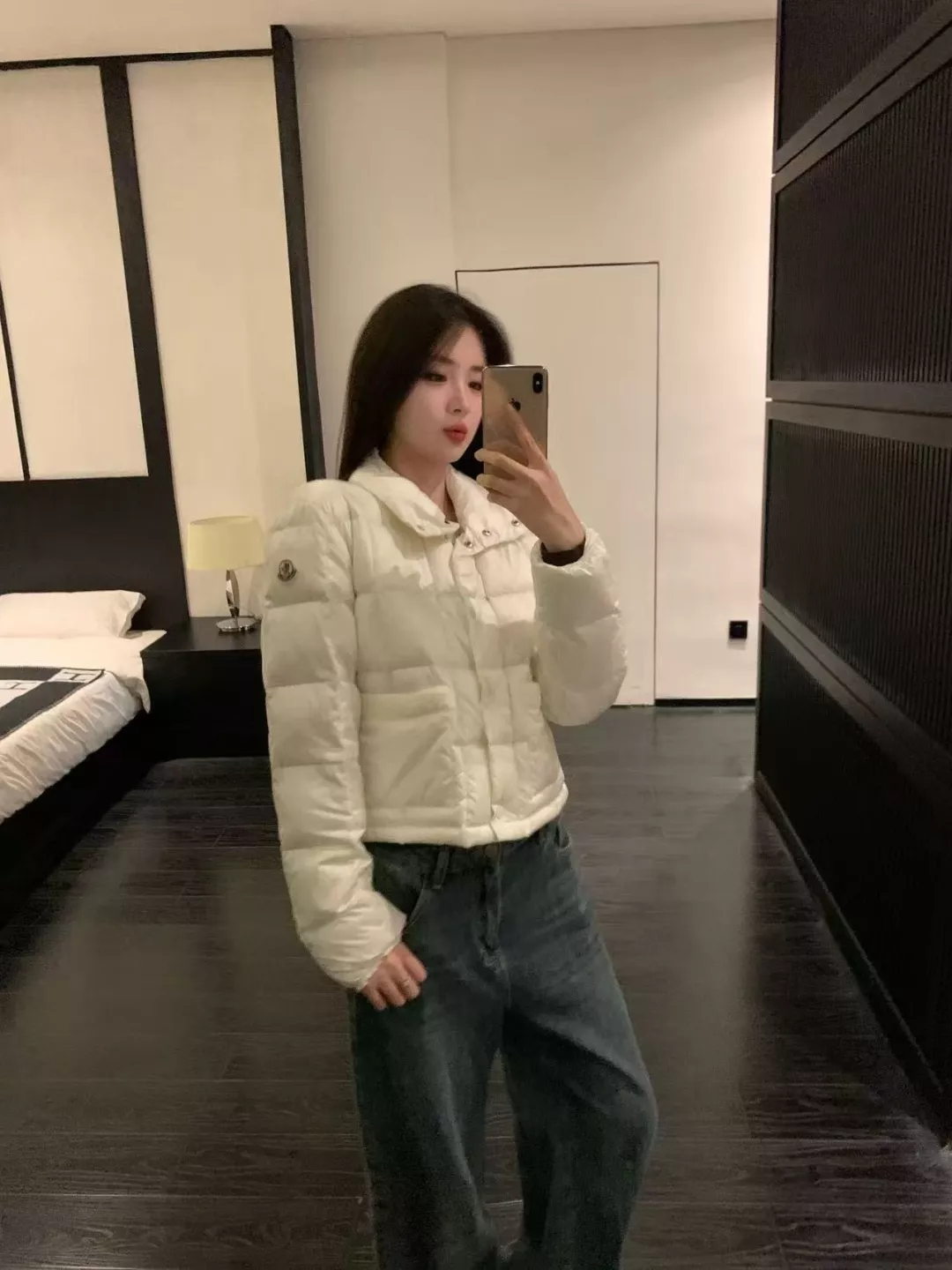몽클레어 나일론 포켓 짜임 여성용 쇼트 패딩 상세 이미지 26