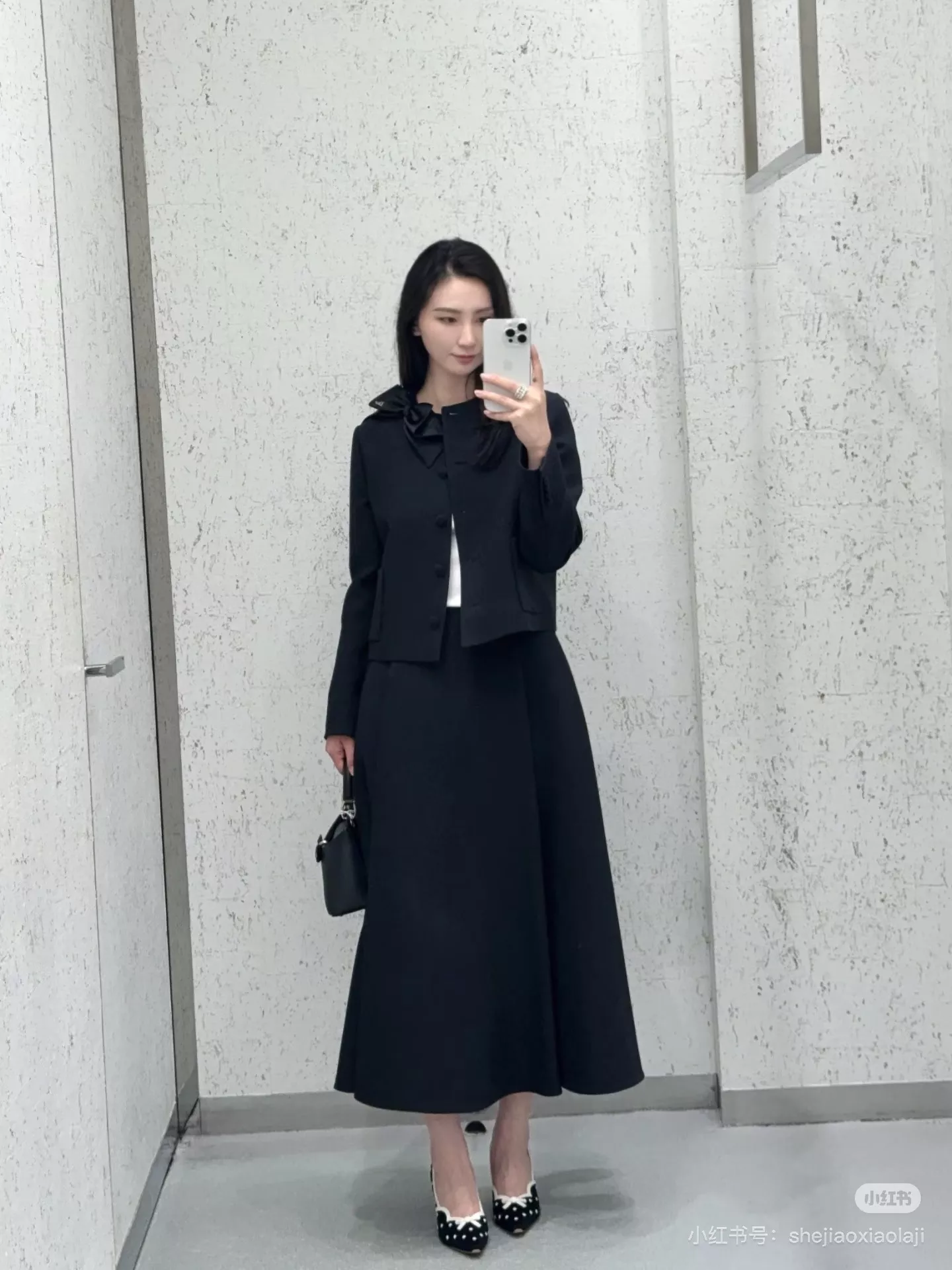 디올 리본 장식 라운드넥 여성용 버튼 재킷 상세 이미지 18