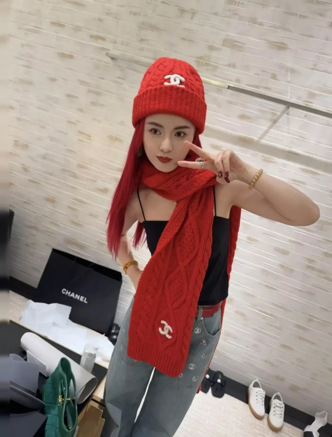 샤넬 입체 꽈배기 배색 자수 니트 머플러 상세 이미지 17