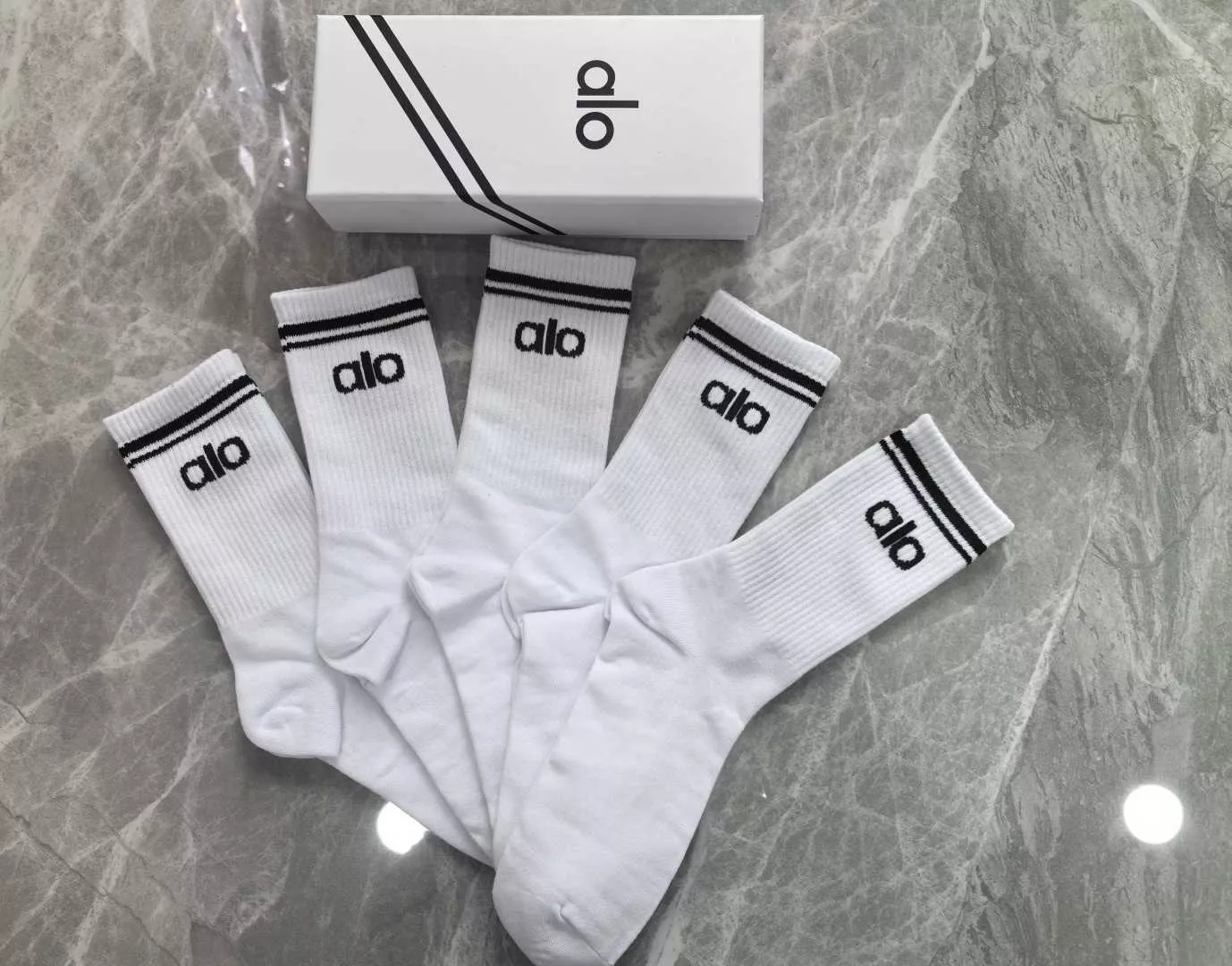 알로요가 로고 줄무늬 남녀공용 장목 양말 상세 이미지 3