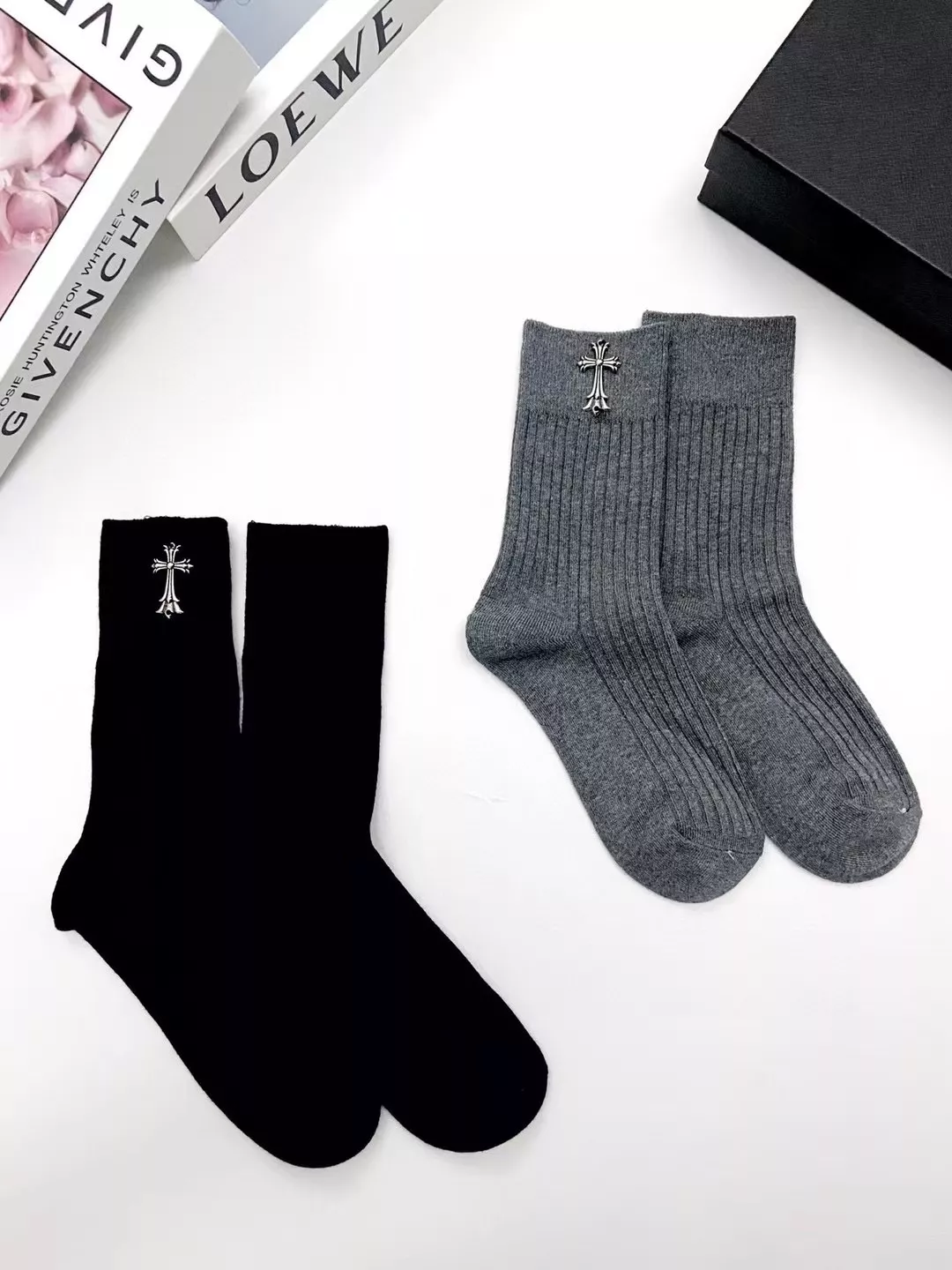 크롬하츠 순면 십자가 로고 남녀공용 장목 양말 상세 이미지 2