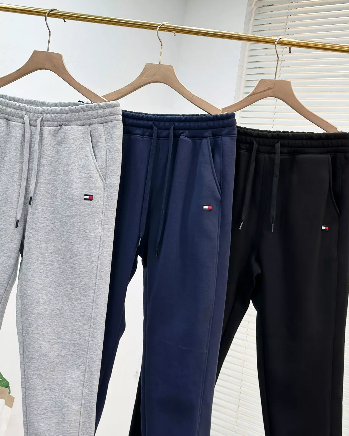 타미힐피거 스트링 자수 남녀공용 트레이닝 팬츠 상세 이미지 10