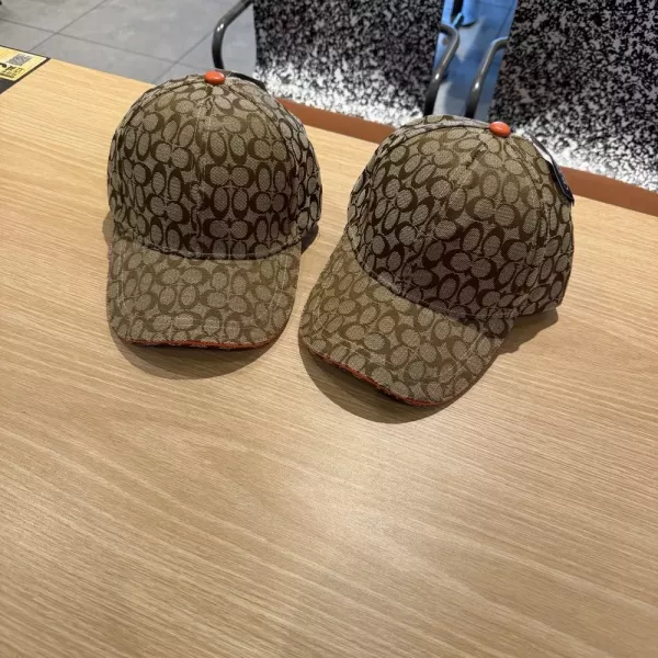 코치 올오버 패턴 자수 둘레 조절 볼캡