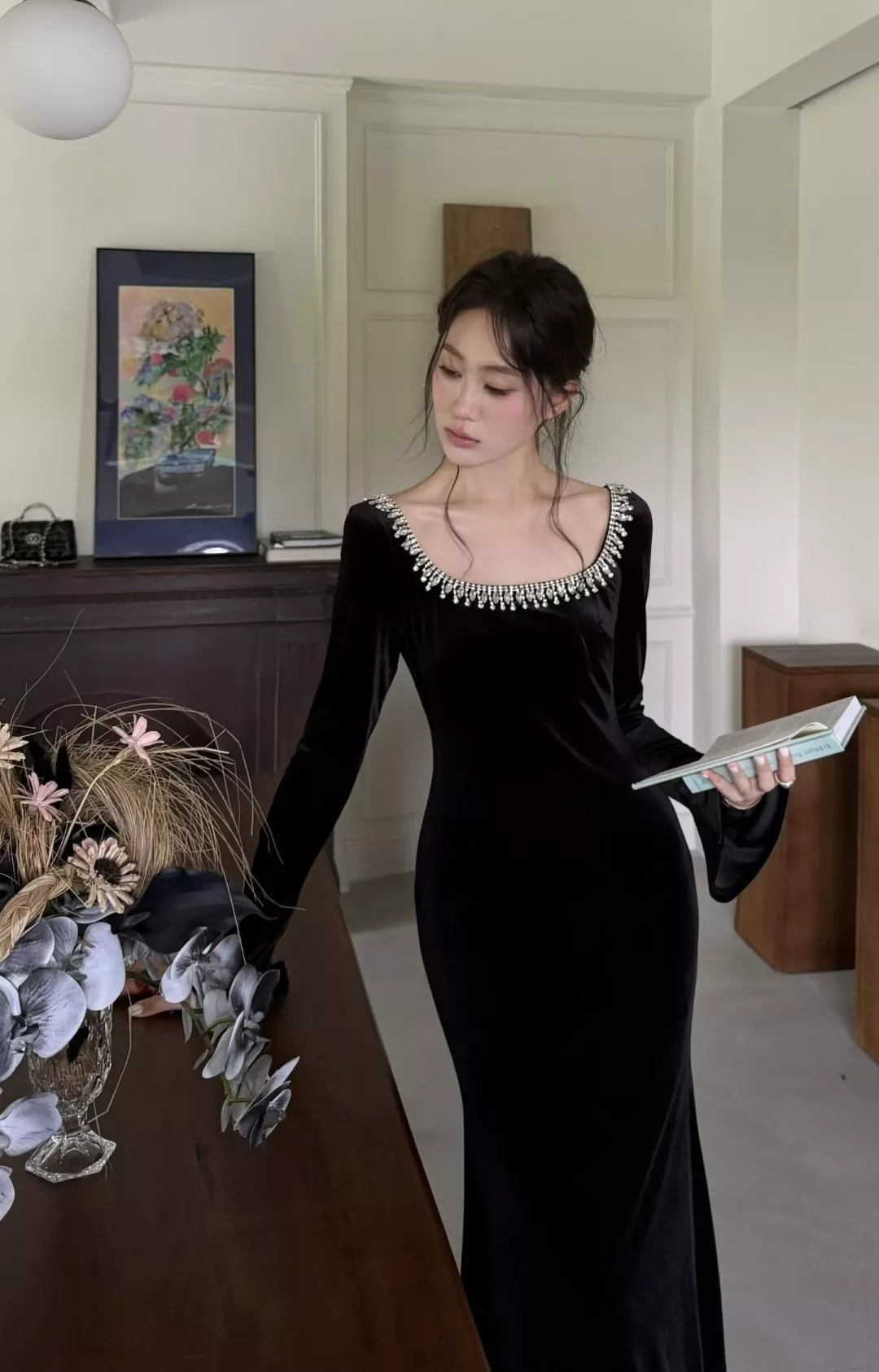 발렌티노 벨벳 보석 장식 머메이드 여성용 원피스 상세 이미지 16