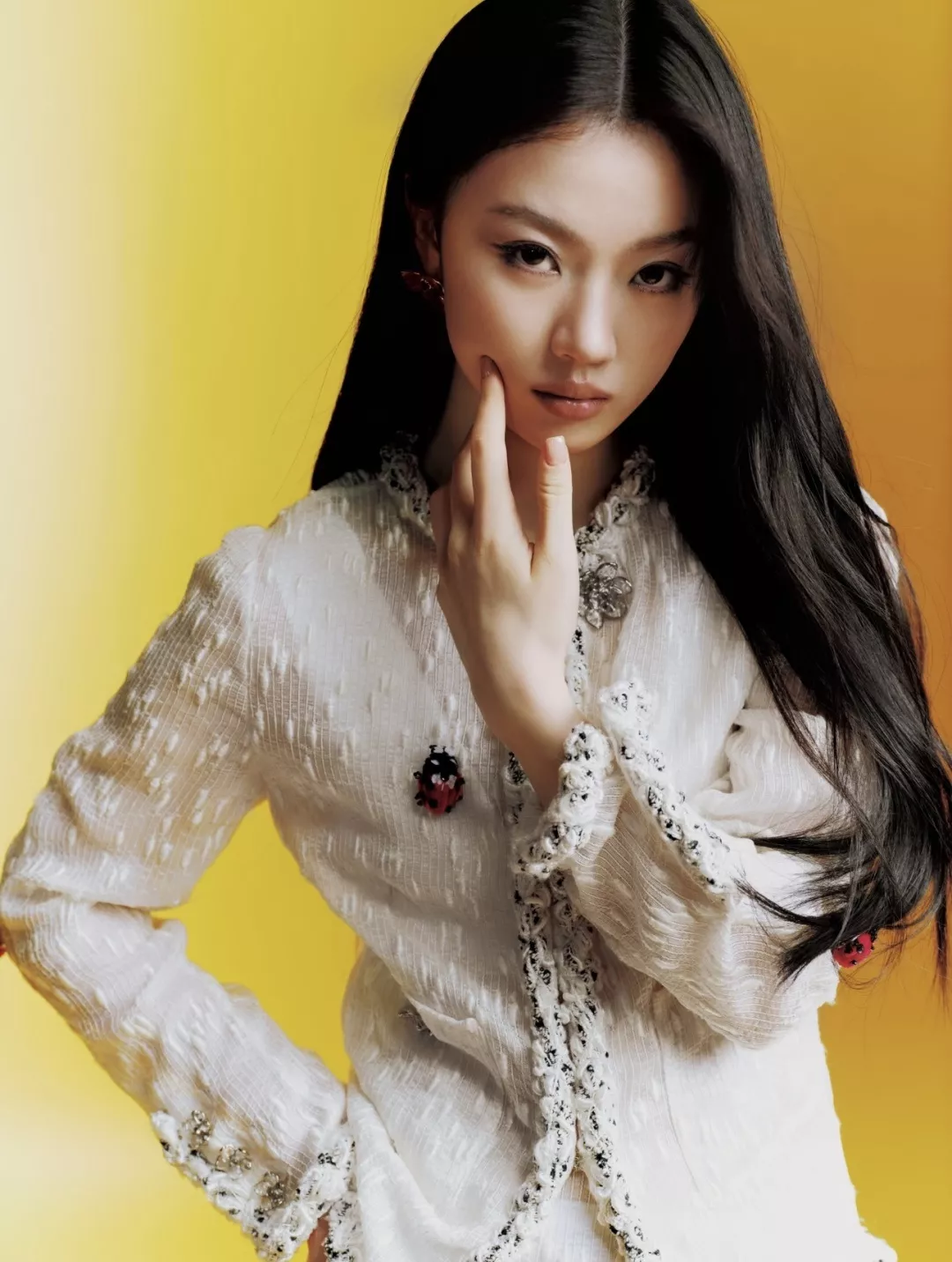 샤넬 입체 무당벌레 장식 여성용 버튼 재킷 상세 이미지 13