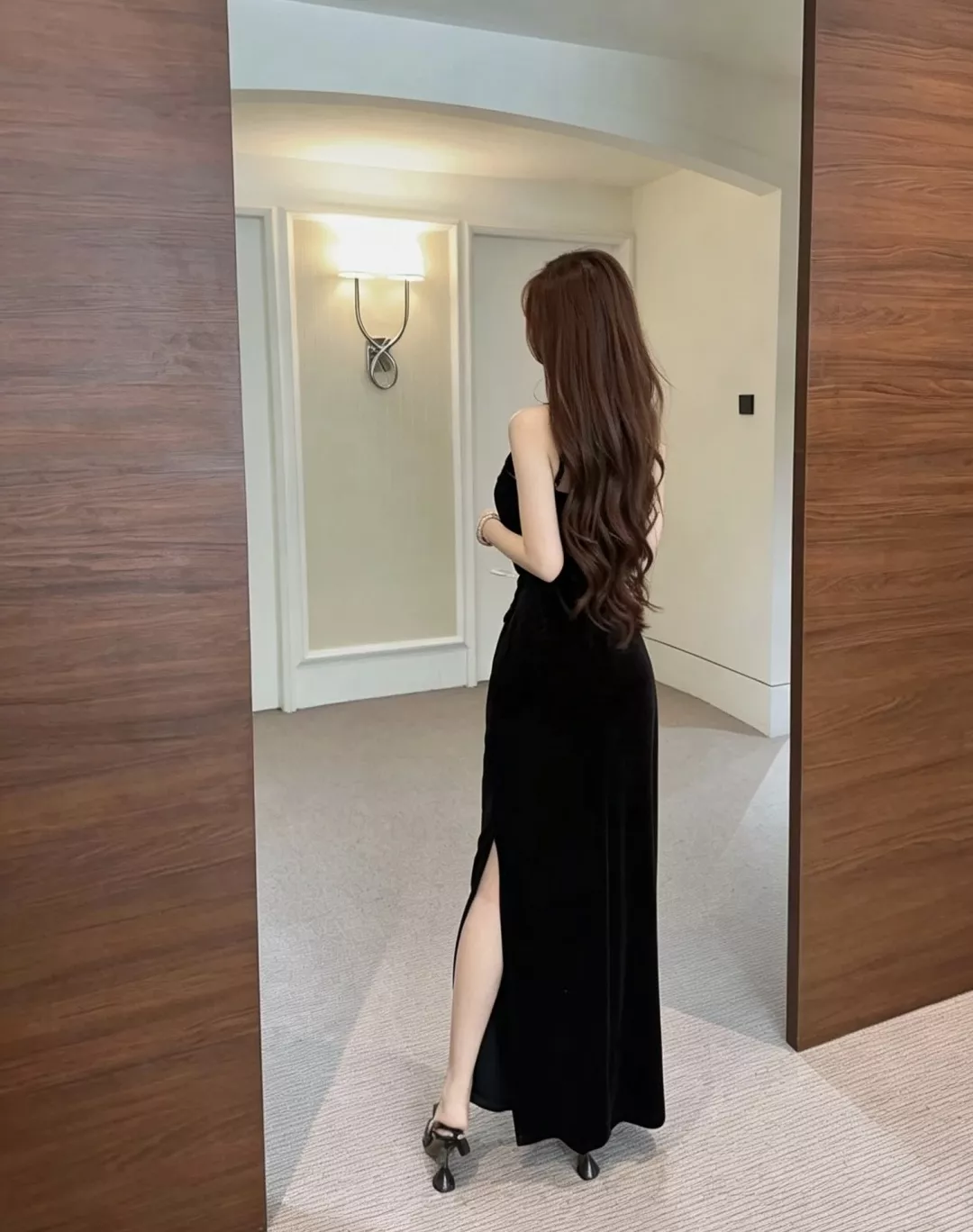 입생로랑 벨벳 레이스 끈형 여성용 원피스 상세 이미지 16