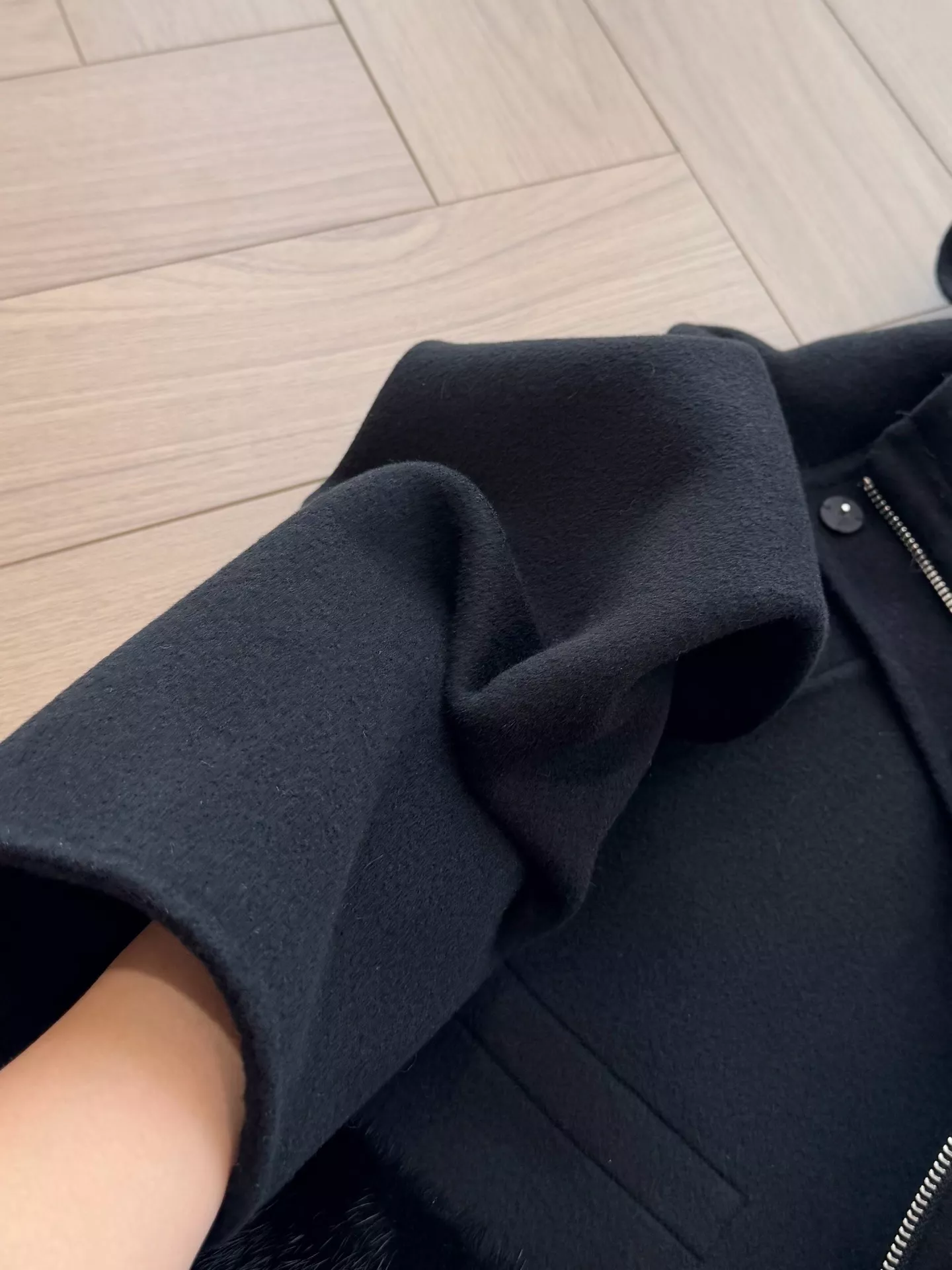 펜디 캐시미어 후드 여성용 쇼트 코트 상세 이미지 30