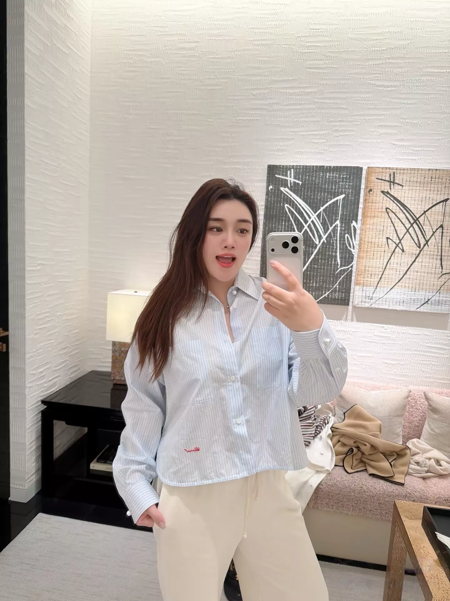 샤넬 스트라이프 크롭 여성용 긴소매 셔츠 상세 이미지 63