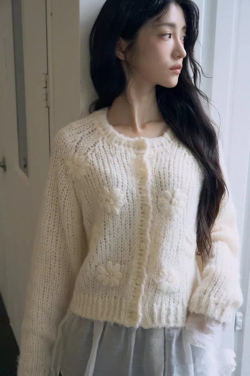 셀린느 플라워 짜임 여성용 긴소매 가디건 상세 이미지 63