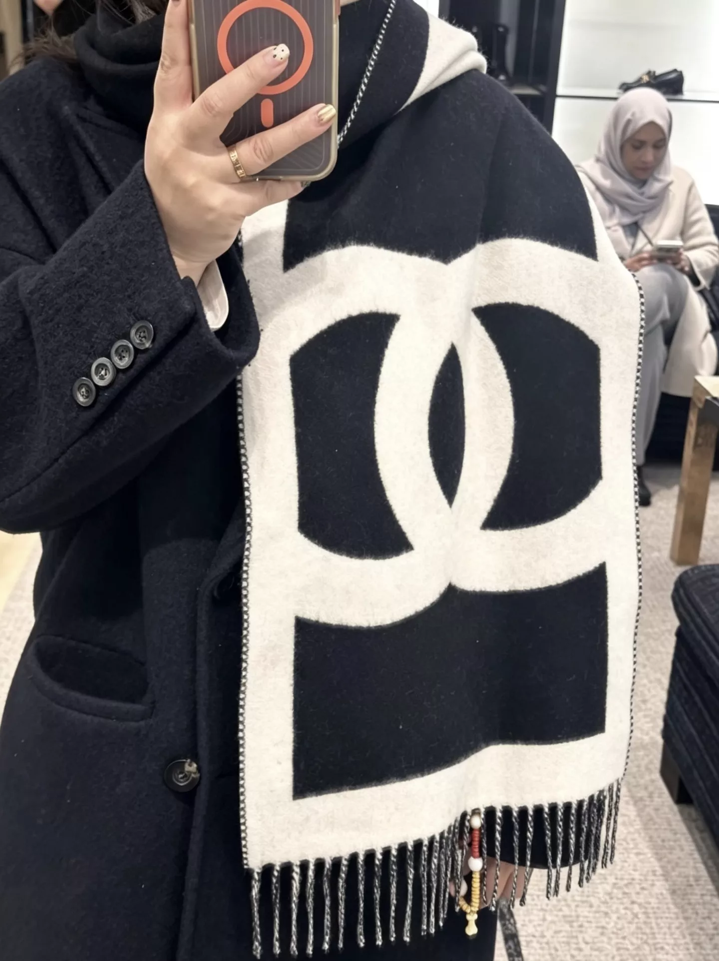 샤넬 양면 자카드 캐시미어 프린지 머플러 상세 이미지 20
