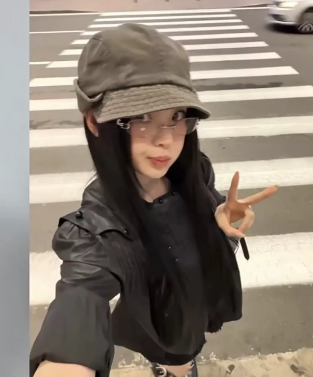 노브랜드 워싱 빈티지 접이식 귀 덮개 볼캡 상세 이미지 20