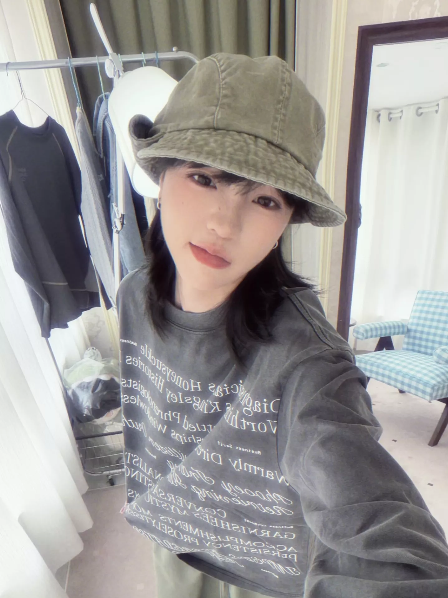 노브랜드 워싱 빈티지 접이식 귀 덮개 볼캡 상세 이미지 21