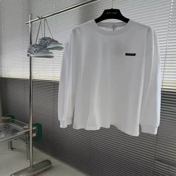 프라다 코마 면 라벨 남녀공용 긴소매 티셔츠