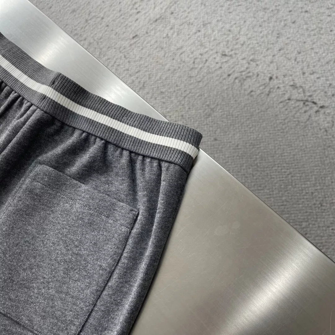브루넬로쿠치넬리 스탠드칼라 집업 남녀공용 상하의 세트 상세 이미지 15