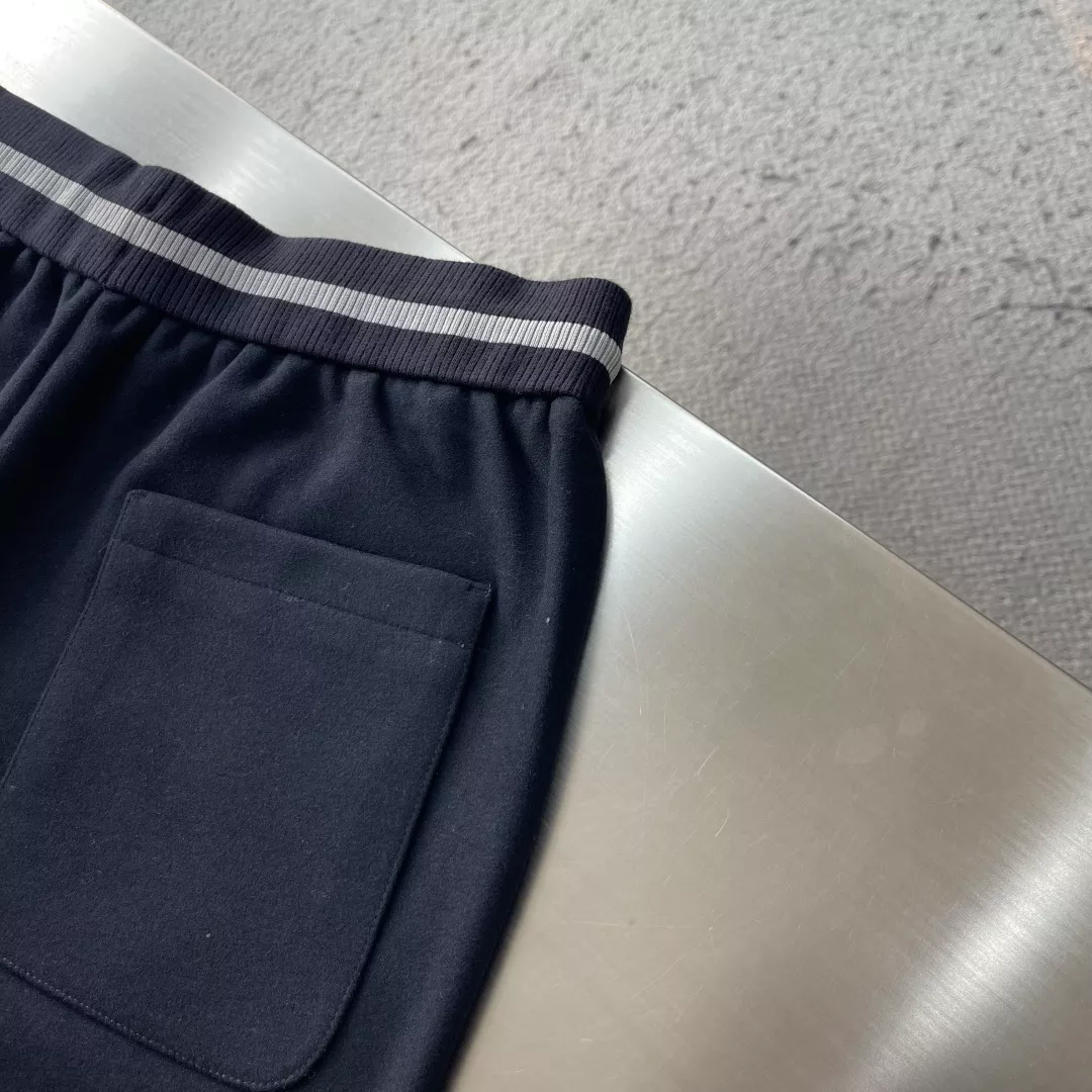 브루넬로쿠치넬리 스탠드넥 집업 남녀공용 상하의 세트 상세 이미지 15