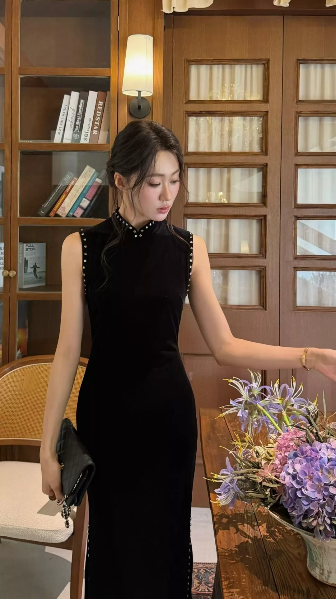 디올 벨벳 큐빅 장식 민소매 여성용 원피스 상세 이미지 12