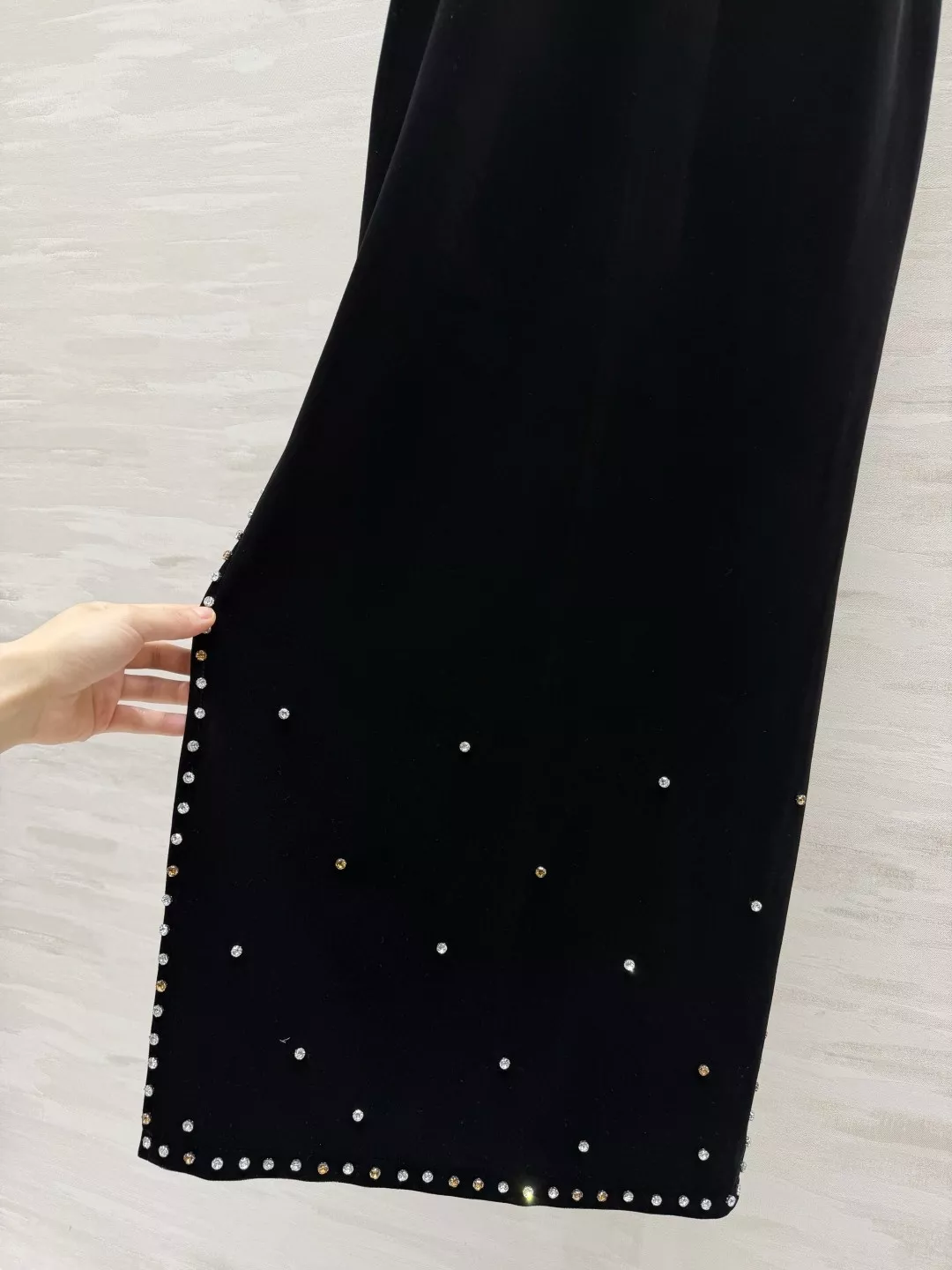 디올 벨벳 큐빅 장식 민소매 여성용 원피스 상세 이미지 7