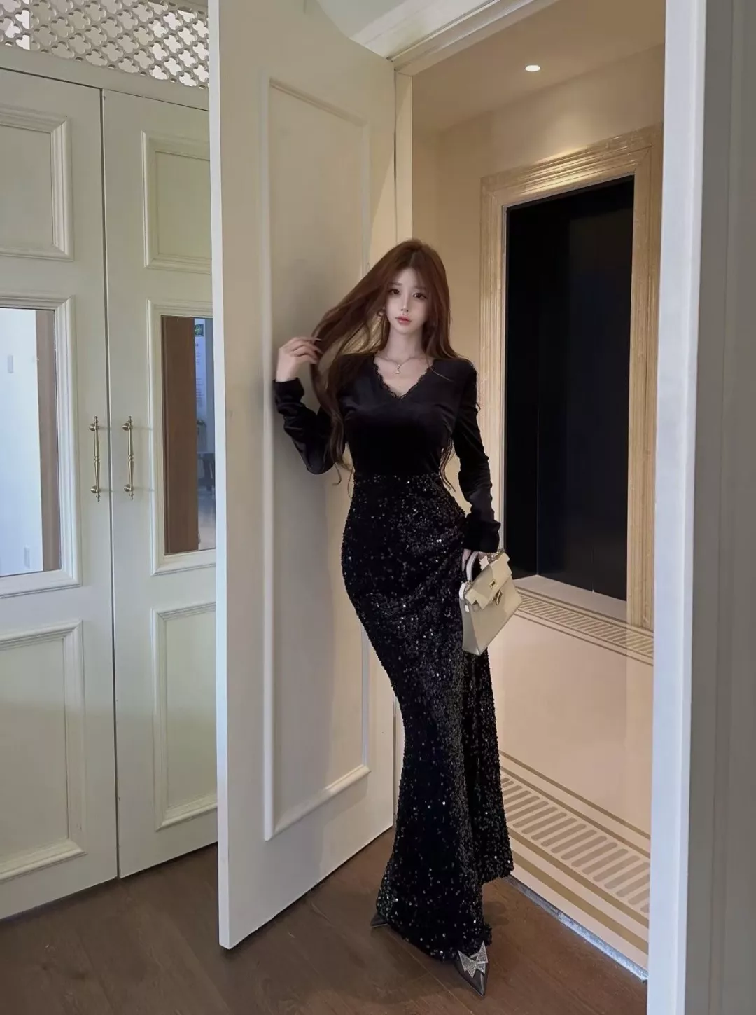입생로랑 벨벳 스팽글 머메이드 여성용 원피스 상세 이미지 29