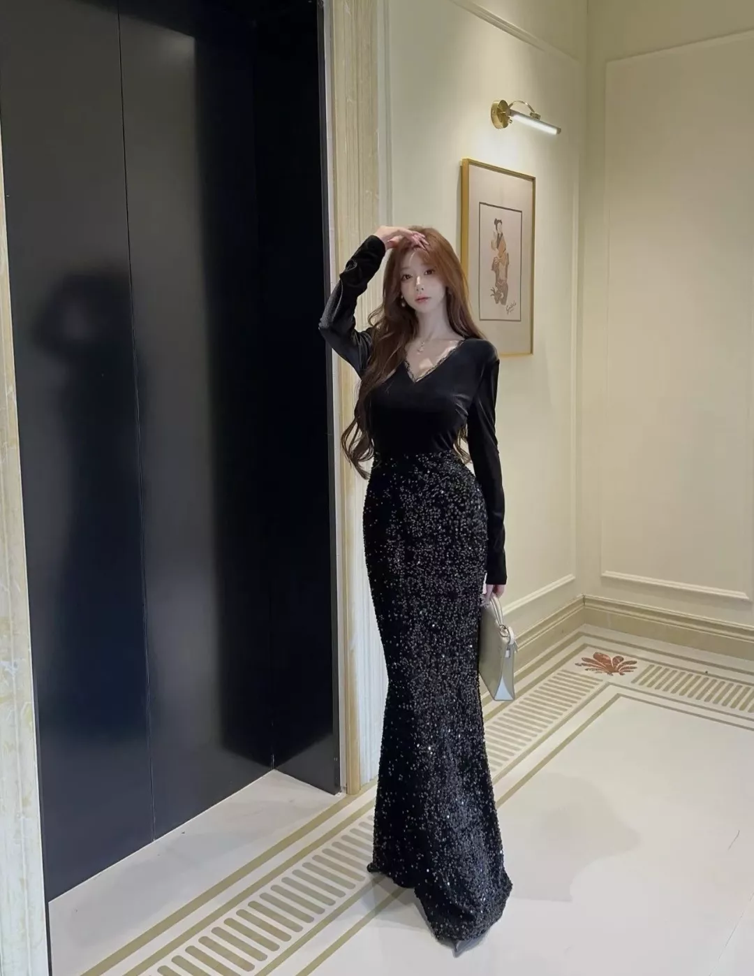 입생로랑 벨벳 스팽글 머메이드 여성용 원피스 상세 이미지 32