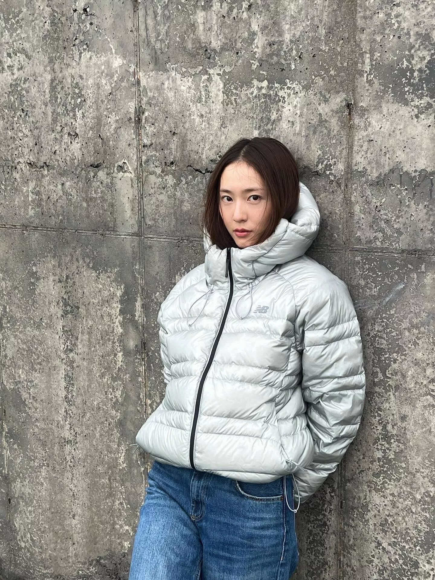 뉴발란스 구스다운 후드 남녀공용 쇼트 패딩 상세 이미지 38