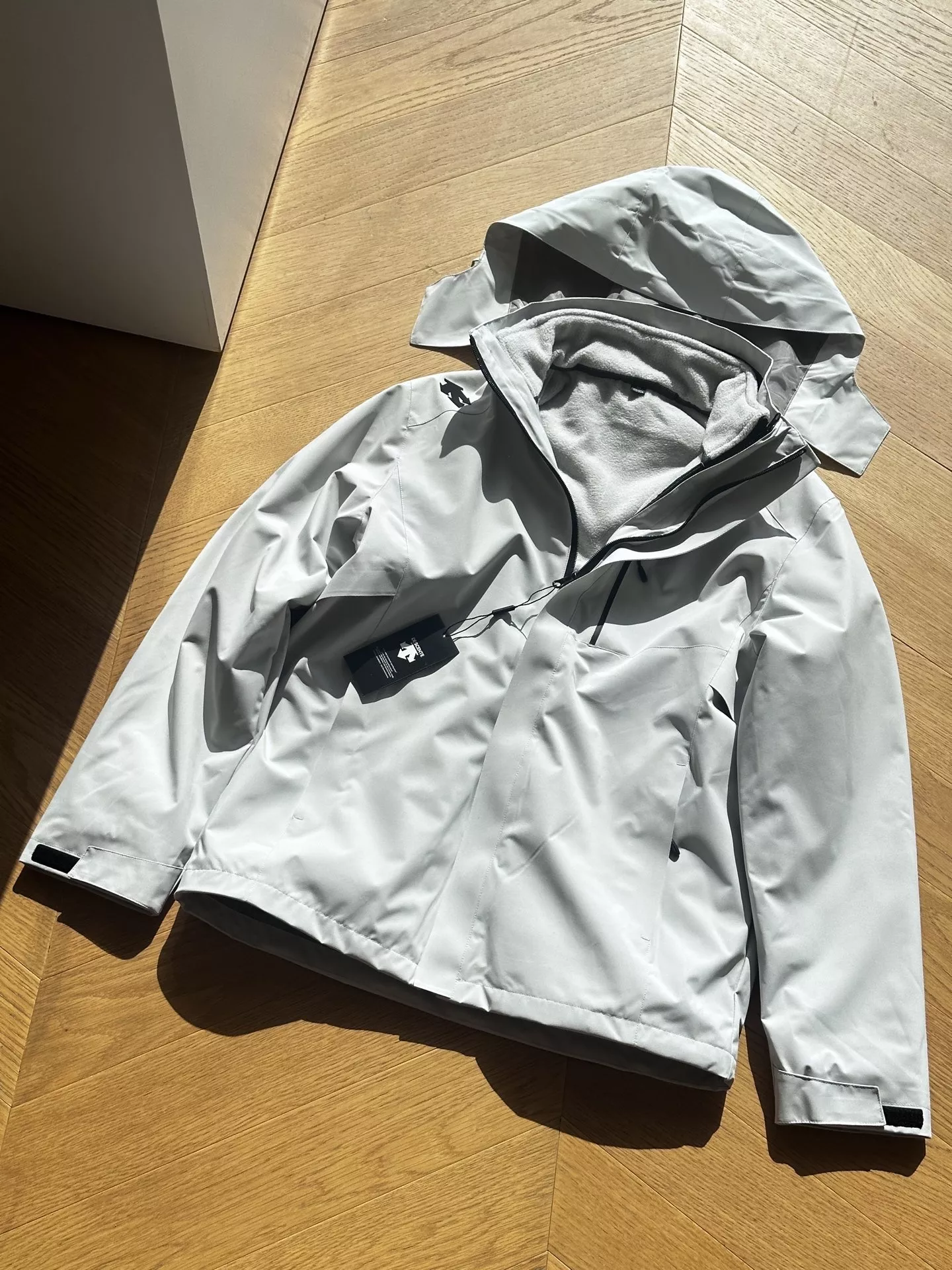 데상트 탈착 내피 삼합일 남녀공용 후드 재킷 상세 이미지 10
