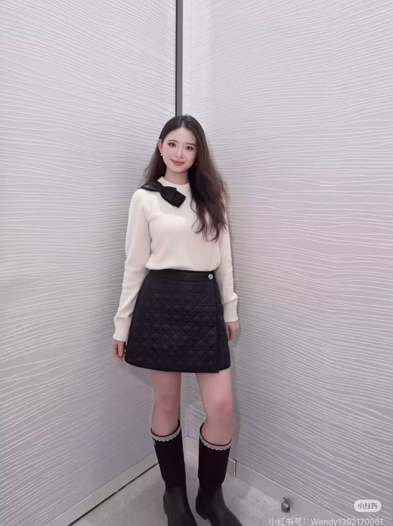 디올 다이아 자수 패딩 여성용 미니 스커트 상세 이미지 12