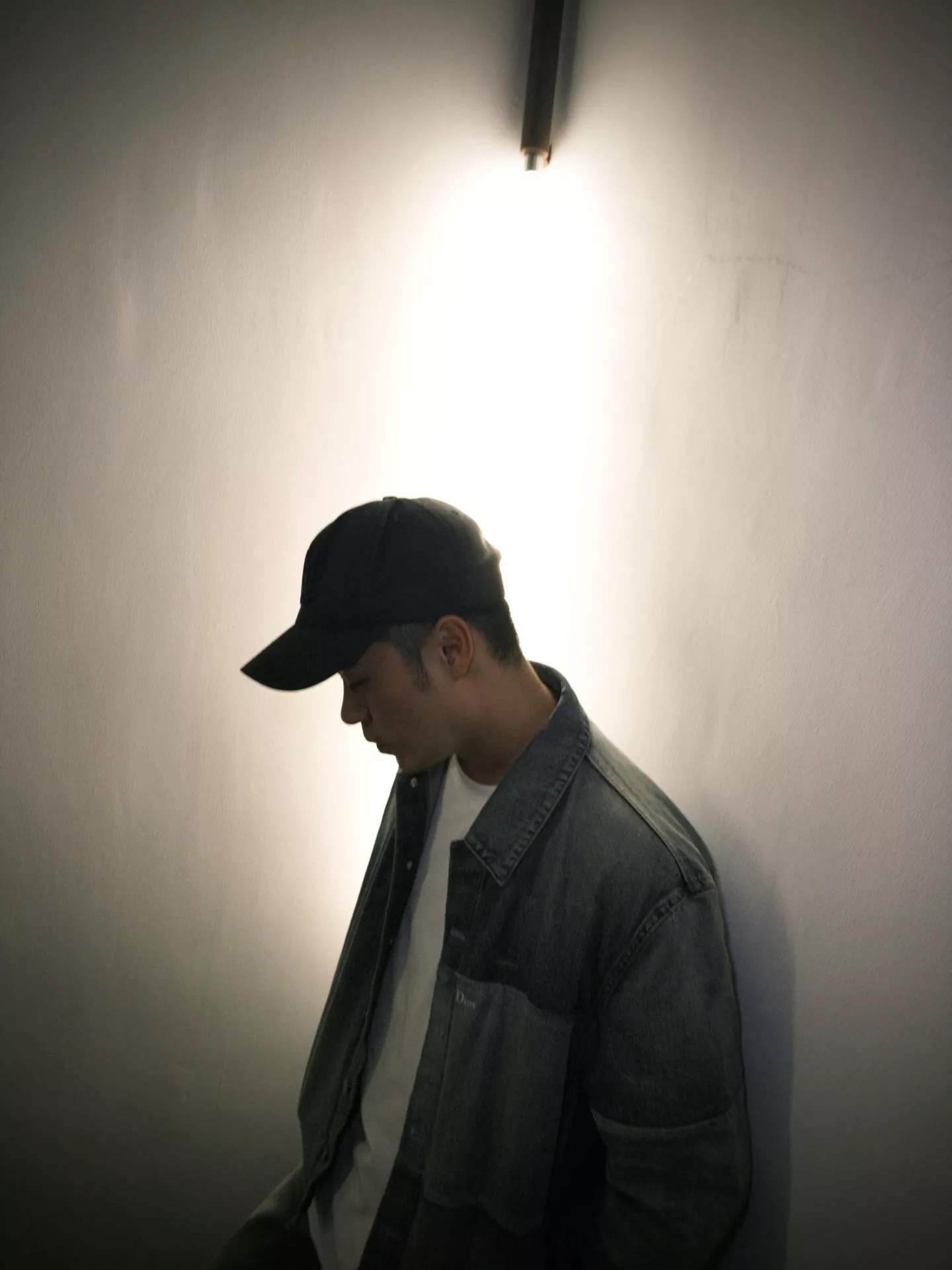 디올 워싱 포켓 남녀공용 긴소매 데님 셔츠 상세 이미지 25