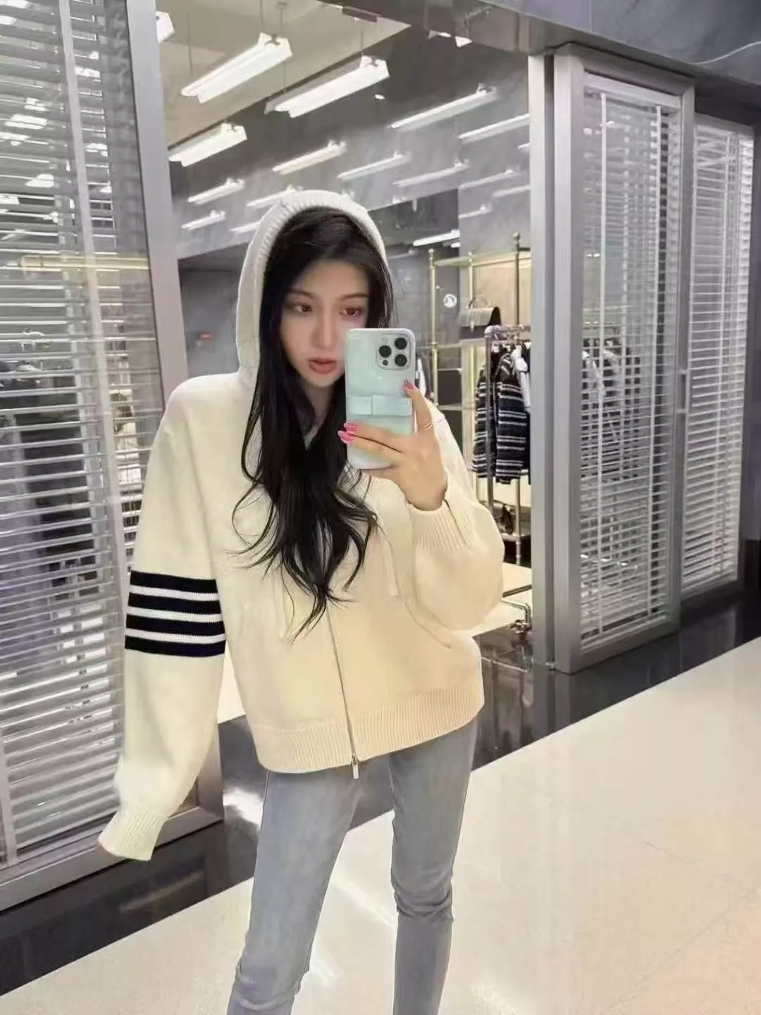 톰브라운 울 후드 집업 남녀공용 니트 재킷 상세 이미지 18