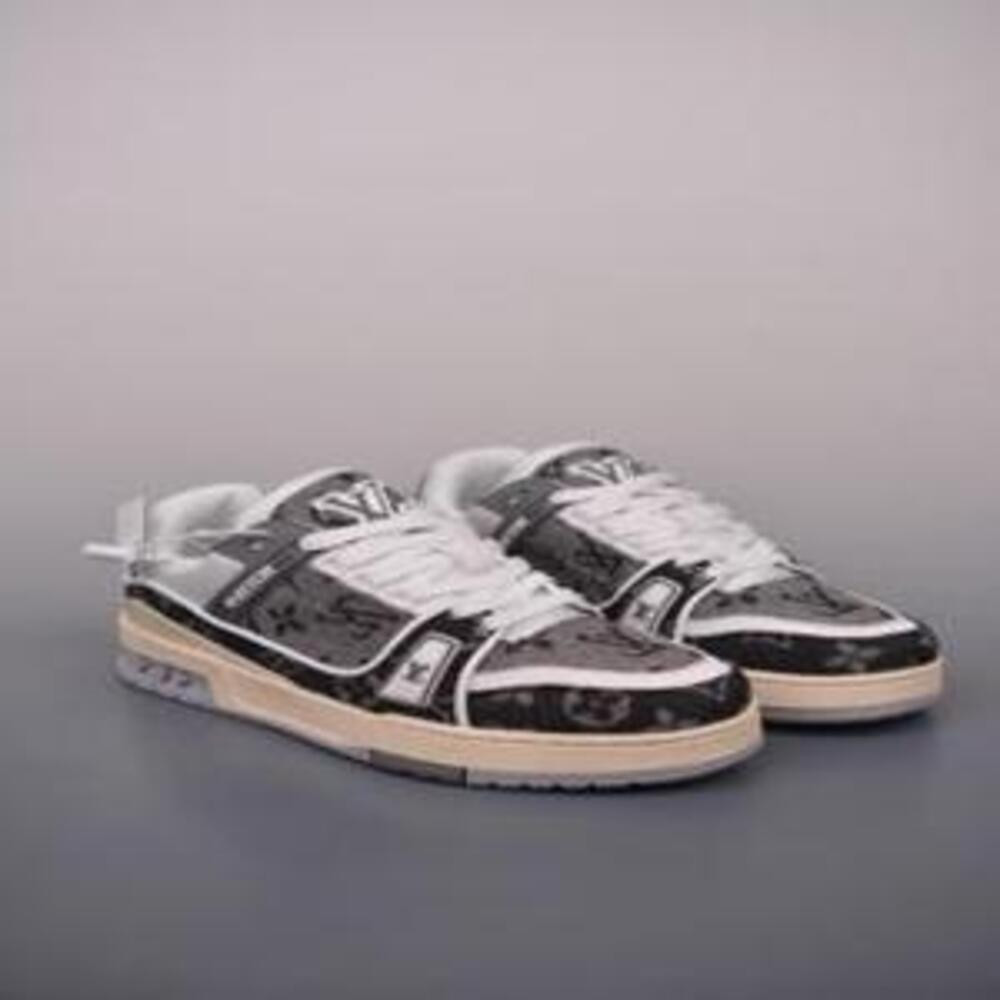 루이비통 LV Trainer 2021 한정판 스니커즈