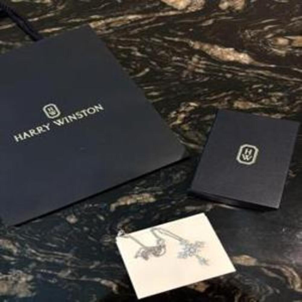 해리윈스턴 HW 아이스 플라워 드롭 풀 다이아 체인 십자가 목걸이
