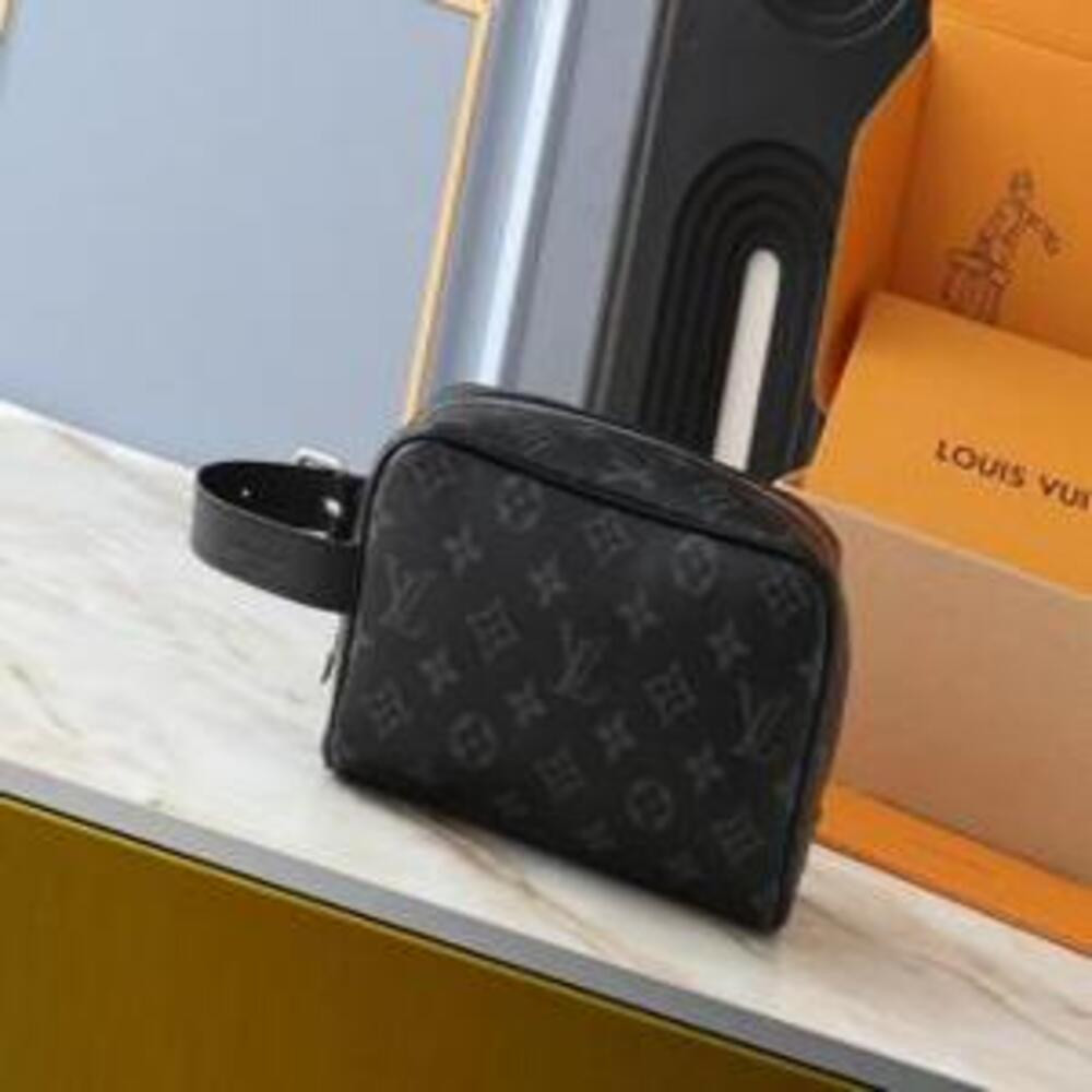 루이비통 Locker Dopp Kit 세면도구 가방