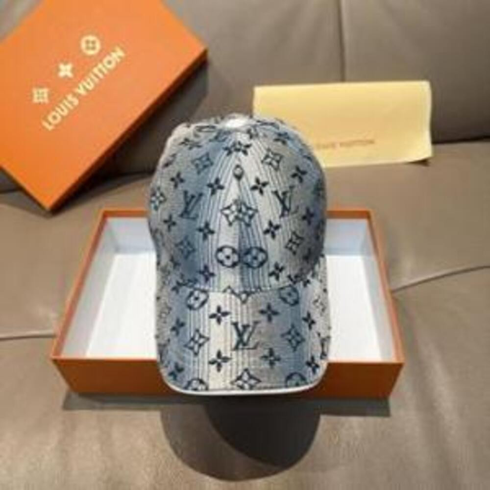 루이비통 신상 모노그램 그라데이션 볼캡
