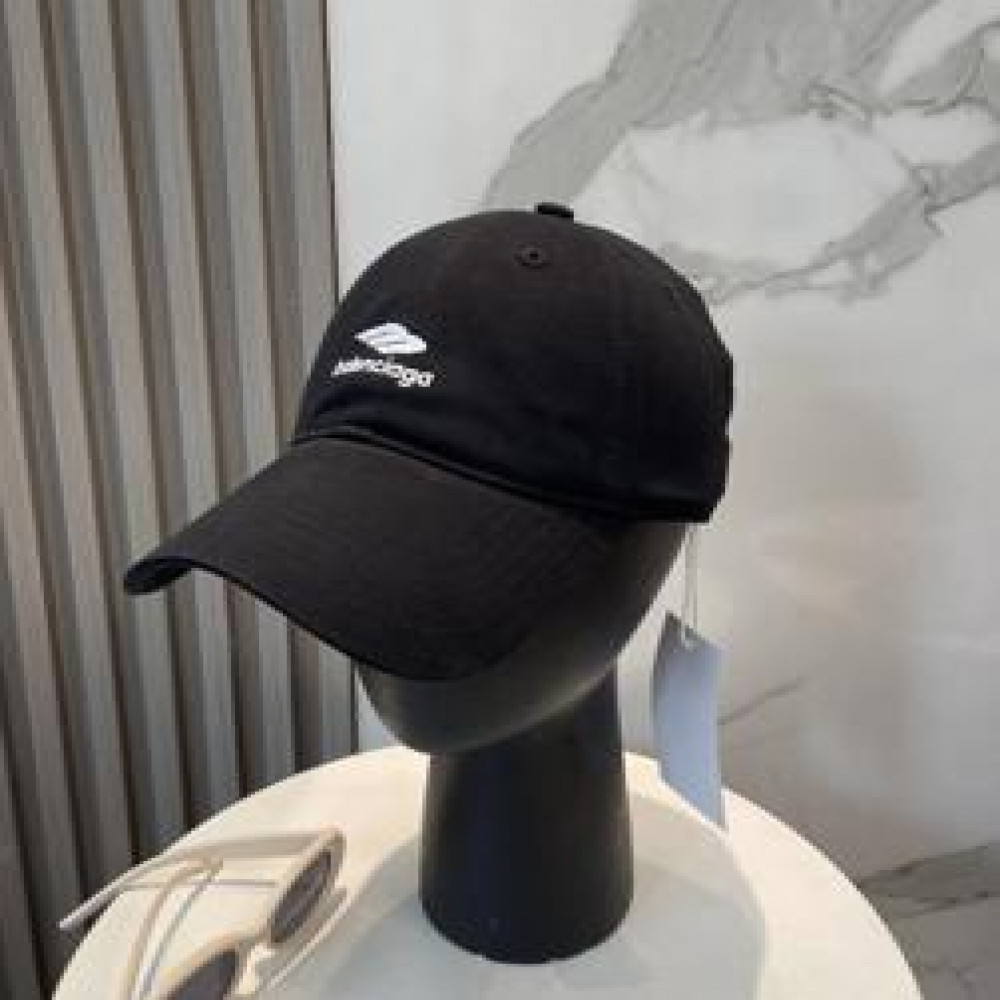 발렌시아가 신상 로고 자수 볼캡