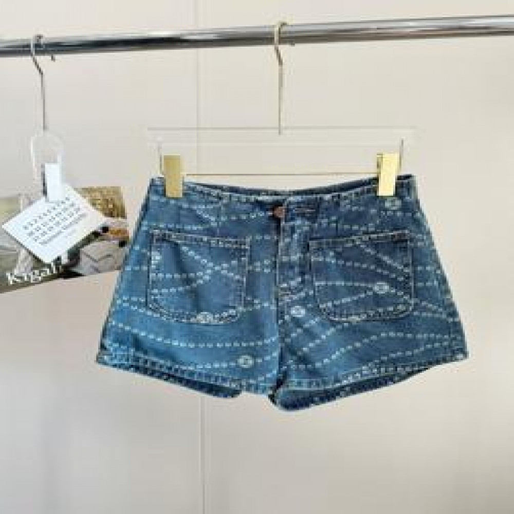 샤넬 2025 신상 진주 체인 도트 A라인 하이웨스트 데님 숏팬츠